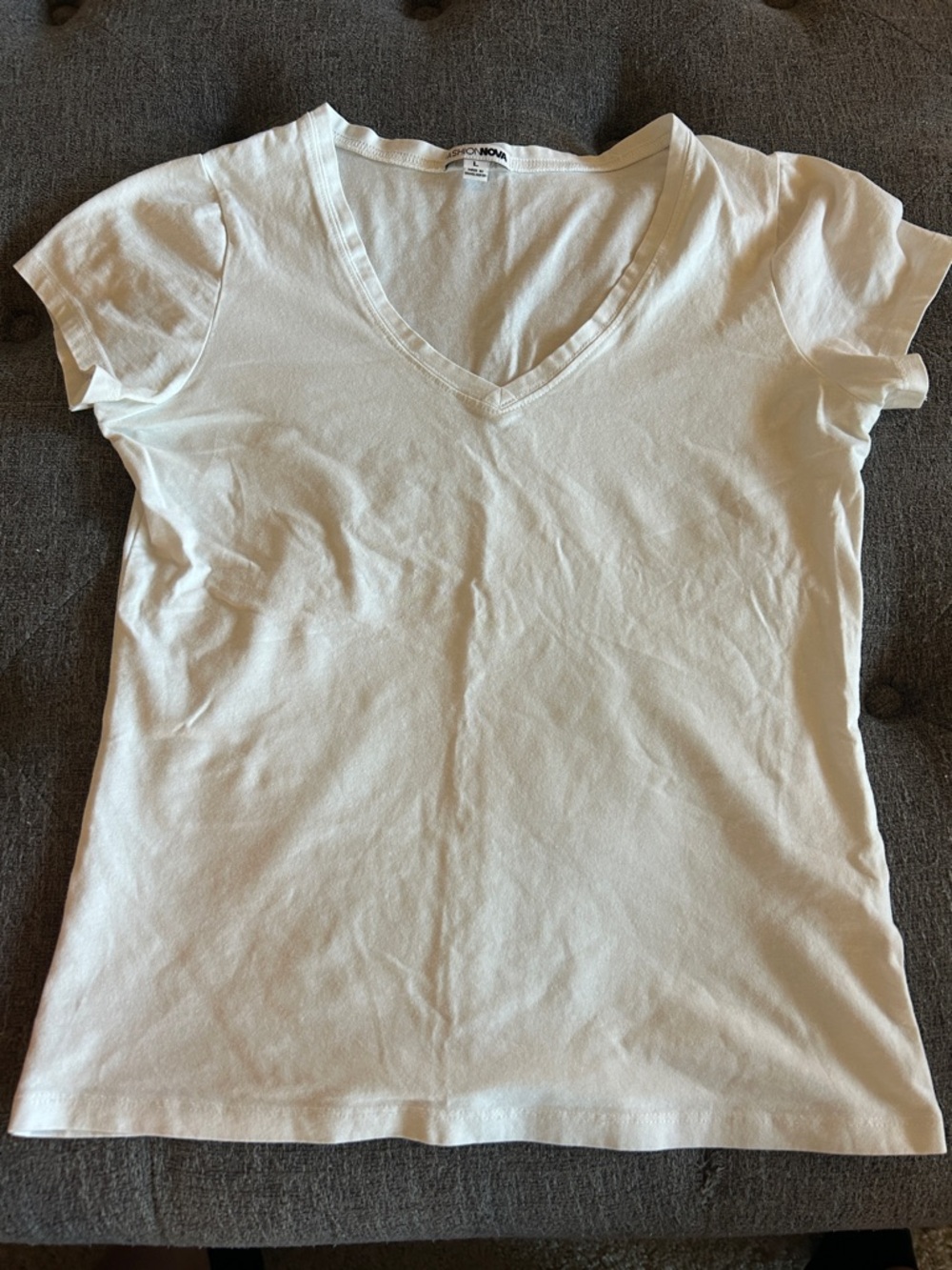 Fashion Nove White V-Neck Short Sleeve Tee